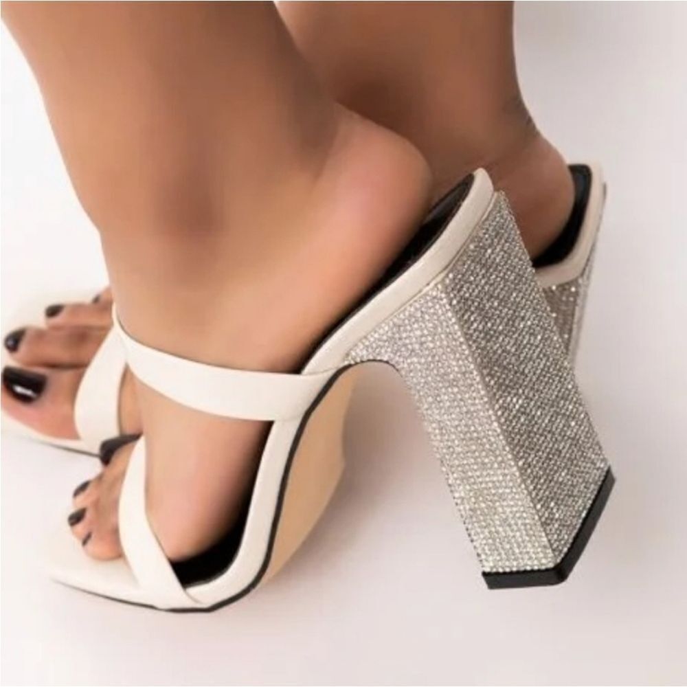 Azalea Wang Dallas Rhinestone Heel, In Bone, NIB - Picture 2 of 6